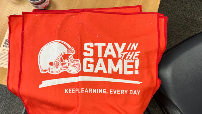 K-8 School in Euclid OH: Pinnacle receives Stay in the Game towels.